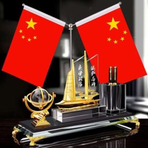 Luxury crystal showpiece